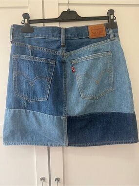 Levi’s Patchwork Denim Mini Skirt Size 27